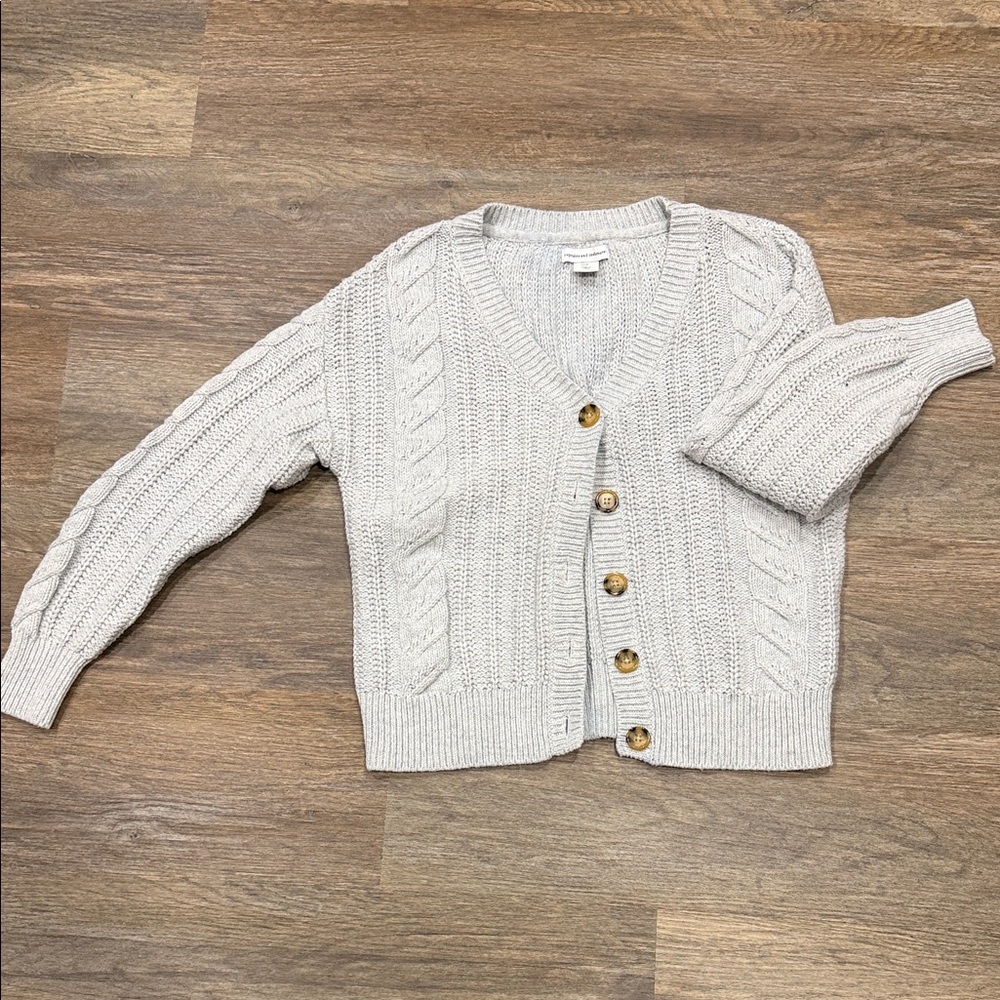 cupcakes & cashmere Heather Gray Cable Knit Cardigan